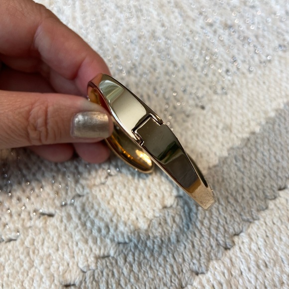 SOLD!!!Swarovski ombre bracelet - Picture 14 of 15